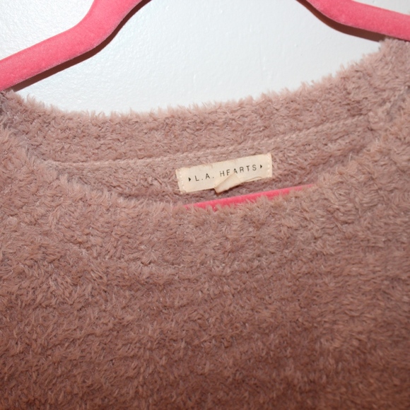 Deep Rose Colored Sweater - Picture 2 of 3